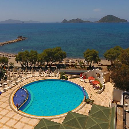 Yelken Mandalinci Spa&Wellness Hotel Тургутрейс Екстериор снимка